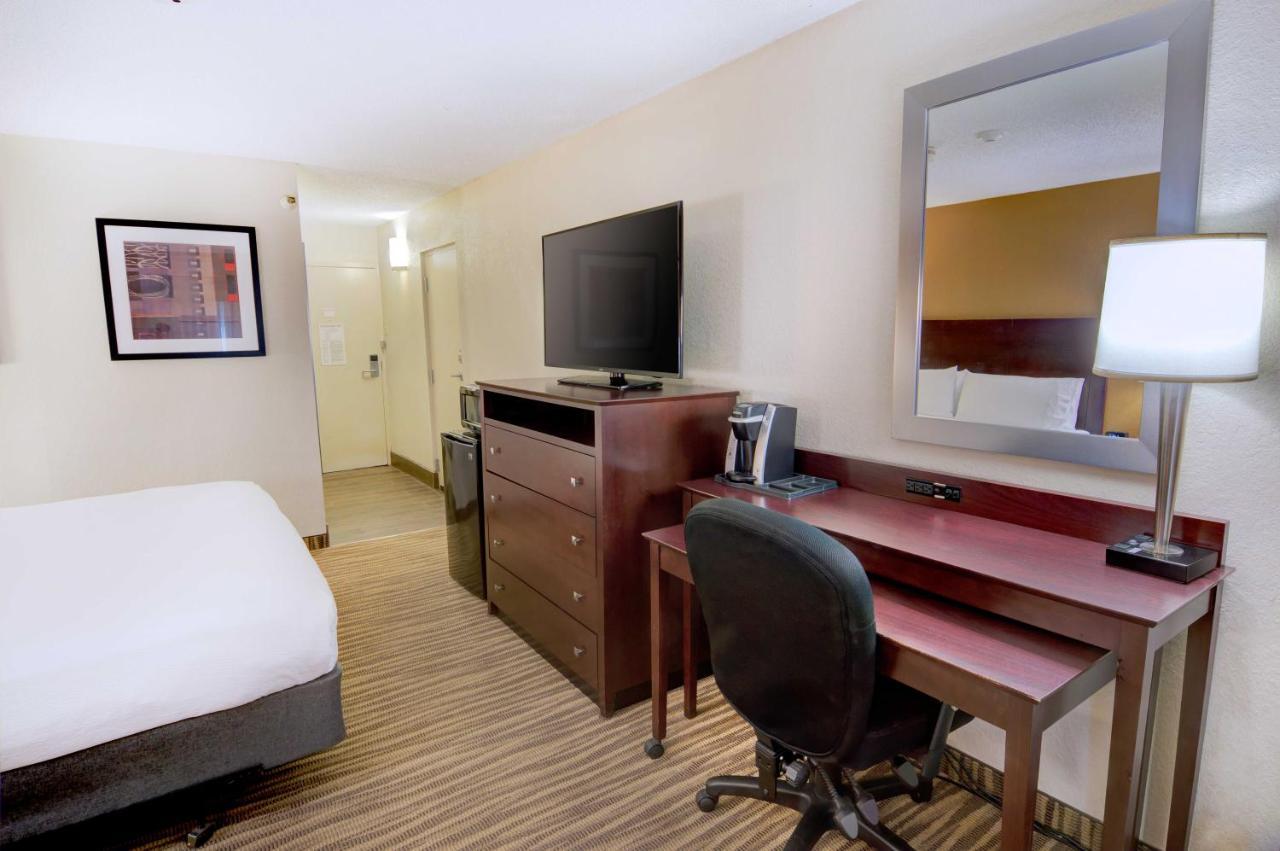 Holiday Inn St. Petersburg N - Clearwater, An Ihg Hotel Exteriör bild